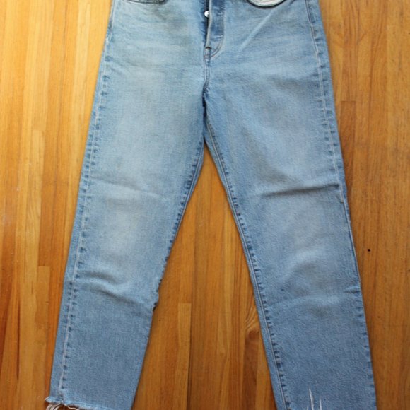 LEVI'S Wedgie Straight Jeans - Picture 3 of 9